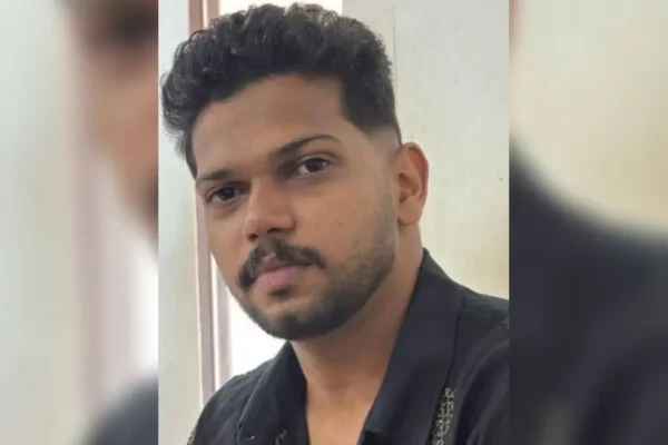 ഇരുവഞ്ഞിപ്പുഴയിൽ ഒഴുക്കിൽപ്പെട്ട ഗൈഡിന്റെ മൃതദേഹം കണ്ടെത്തി; രണ്ടുപേരെ രക്ഷപ്പെടുത്തുന്നതിനിടെയാണ് അപകടം