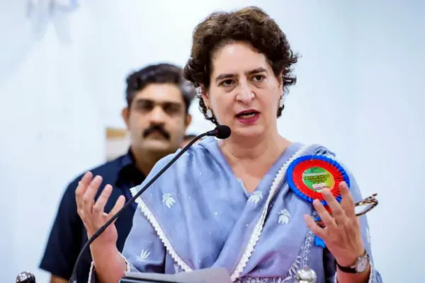രാമക്ഷേത്ര നിർമ്മാണത്തിൽ അഴിമതി; പ്രധാനമന്ത്രിയുടെ ഓഫീസിനും ആർഎസ്എസിനും നേരെ വിമർശനവുമായി കോൺഗ്രസ്
