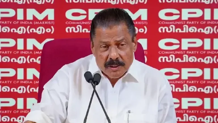വി ഡി സതീശനെതിരായ പുനർജനി കേസ് അവസാനിപ്പിച്ചതിനെതിരെ പ്രതികരിക്കുന്ന എം വി ഗോവിന്ദൻ