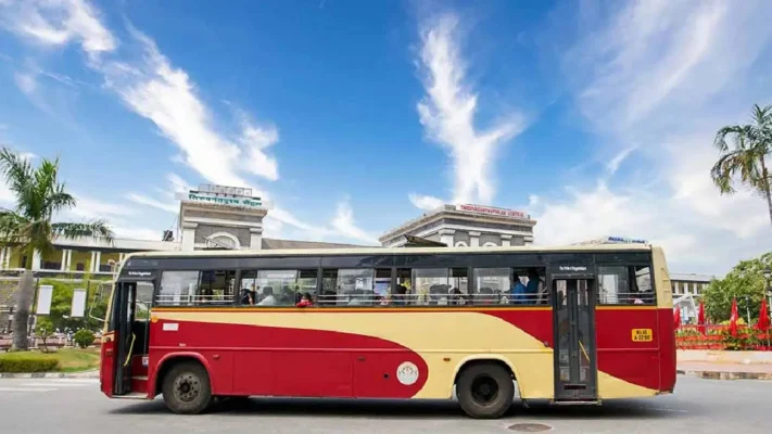 ചുമതല ജീവനക്കാരുടെ തലയിൽ; അടിസ്ഥാന സൗകര്യങ്ങളുമില്ല; കെ.എസ്.ആർ.ടി.സിയുടെ ‘കെ.എൽ-15’ കുപ്പിവെള്ള വിതരണം അവതാളത്തിൽ