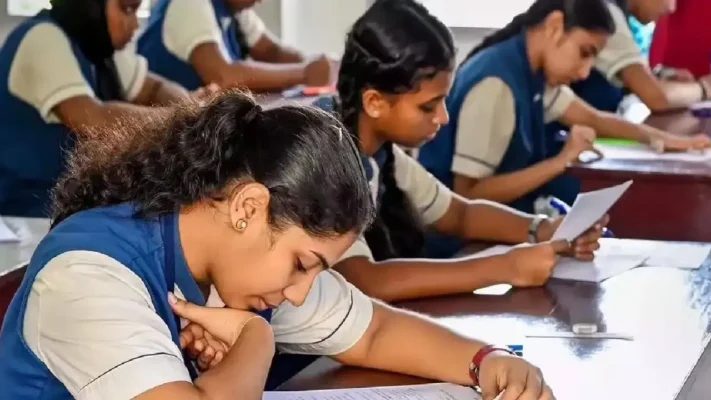 ഹയർ സെക്കന്ററി ഒന്നാം വർഷ പരീക്ഷാഫലം പ്രസിദ്ധീകരിച്ചു.