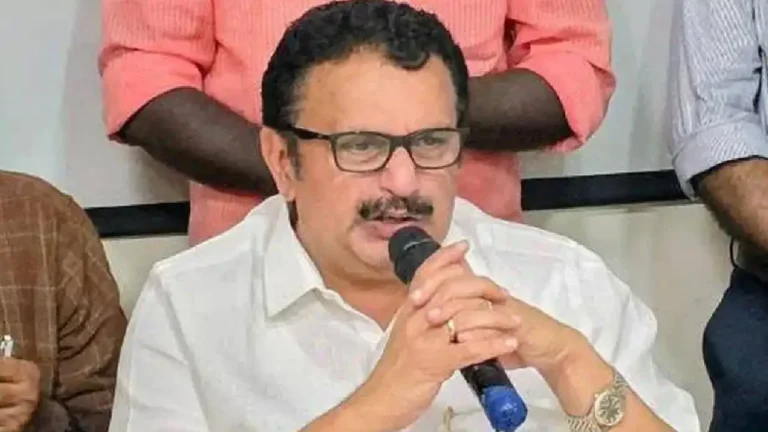 അന്നം മുടക്കിയതല്ല, നടപടി പരാതിയെ തുടർന്നെന്ന് മന്ത്രി; ആലപ്പുഴയിൽ സ്ഥലം കയ്യേറിയെന്ന പരാതിക്കുപിന്നാലെ കമ്മ്യൂണിറ്റി കിച്ചനിൽ നടപടി, നിലവിൽ പദ്ധതി ആലപ്പുഴയിൽ മാത്രം' Hospital food controversy