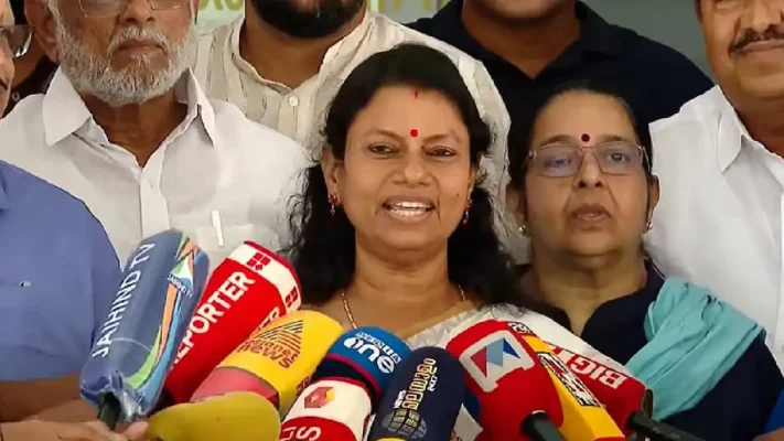 കോറോഹെൽത്ത് പിരിച്ചുവിടൽ: ജീവനക്കാർക്ക് അഞ്ച് മാസത്തെ ശമ്പളവും എക്‌സ്പീരിയൻസ് സർട്ടിഫിക്കറ്റും ഉറപ്പാക്കുമെന്ന് മന്ത്രി
