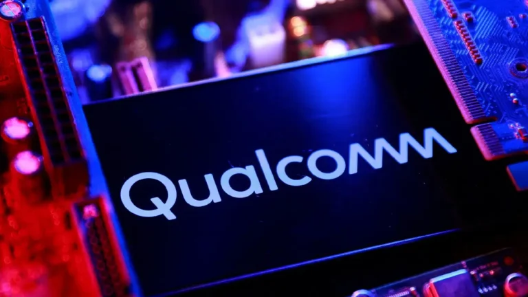 Qualcomm ചിപ്പുകൾക്ക് വില കൂട്ടും; മൊബൈൽ ഫോണുകൾക്ക് വീണ്ടും വിലക്കയറ്റം Qualcomm ചിപ്പുകൾക്ക് വില കൂട്ടും; മൊബൈൽ ഫോണുകൾക്ക് വീണ്ടും വിലക്കയറ്റം
