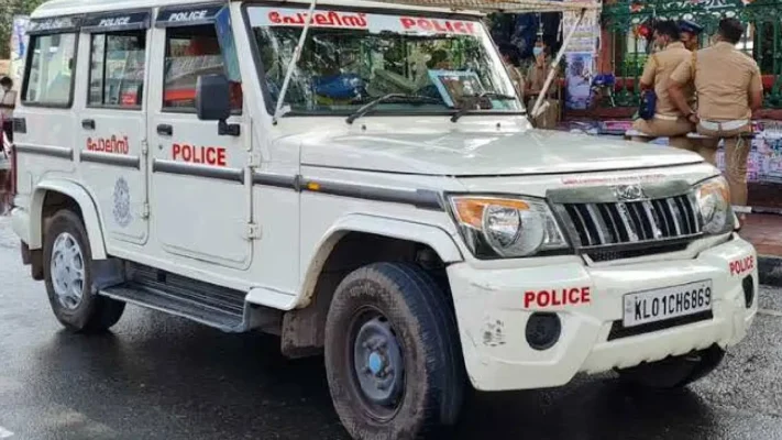 ജന്മനാ വൈകല്യം ബാധിച്ച കുട്ടികളുടെ ചിത്രം ഉപയോഗിച്ച് പണംതട്ടി: മുസ്ല്യാർക്കെതിരേ പരാതി