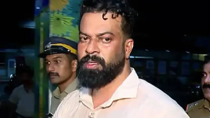 ​’പോലീസ് മോശമായി പെരുമാറി’: സുഗതനെ വൈകിട്ടുവരെ കസ്റ്റഡിയിൽ വിട്ട് കോടതി