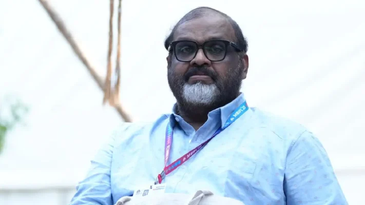 നിയമം പഠിപ്പിക്കുന്ന ഗതാഗത മന്ത്രിയുടെ കാറിന് പുക സർട്ടിഫിക്കറ്റില്ല; വിവാദത്തിന് പിന്നാലെ തിരുത്തൽ