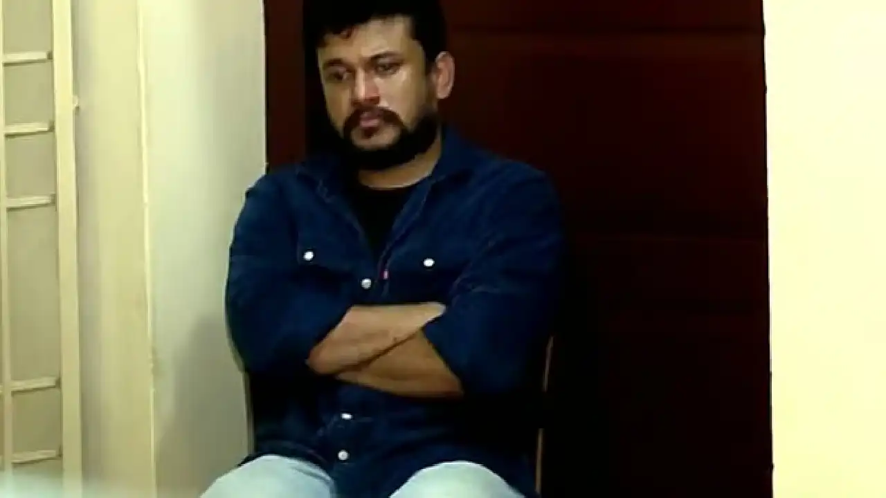 അർജുൻ ആയങ്കിയുടെ റിമാൻഡ് റിപ്പോർട്ട് പുറത്ത്; ജാമ്യം ലഭിച്ചാൽ തെളിവുകൾ നശിപ്പിക്കാനും ഒളിവിൽ പോകാനും സാധ്യതയുണ്ടെന്ന് പൊലീസ്