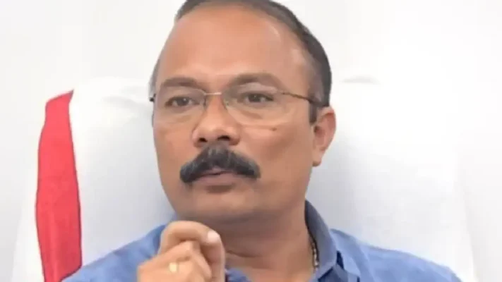 ശബരിമല നെയ്യ് ക്രമക്കേട് പുത്തൻ വഴിത്തിരിവിലേക്ക്: പി.എസ്. പ്രശാന്തിനെ കുരുക്കിലാക്കുന്ന കൈയെഴുത്ത് രേഖ വിജിലൻസിന്; ‘മിൽമയിൽ നിന്ന് നെയ്യ് വാങ്ങാൻ ബോർഡ് തീരുമാനിച്ചു’ ; 3,465 ലിറ്റർ നെയ്യ് എവിടെ?