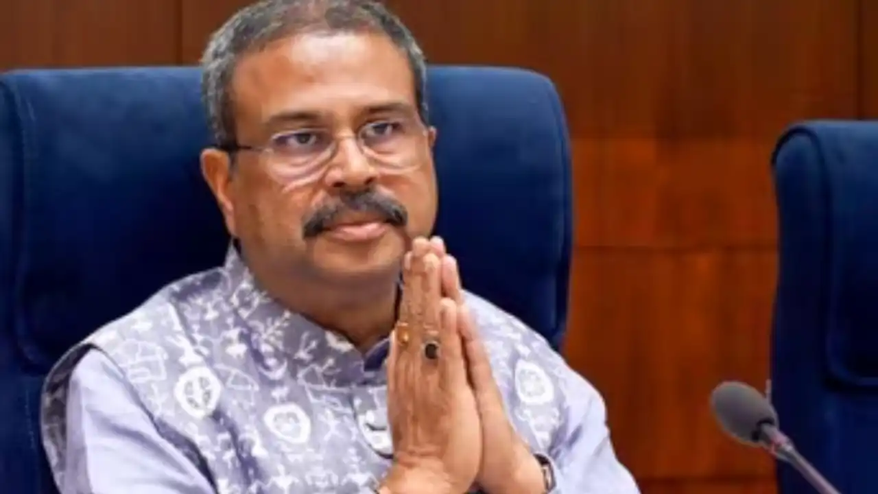 നീറ്റ് വിവാദത്തിനിടെ രാജിവെക്കാൻ തയ്യാറായിരുന്നുവെന്ന് വെളിപ്പെടുത്തിയ ധർമേന്ദ്ര പ്രധാൻ; യുവാക്കളെ ചിലർ വഴിതെറ്റിച്ചെന്നും ആരോപണം